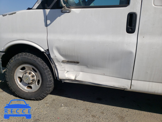 2003 CHEVROLET EXPRESS 1GBHG39U931176778 image 8