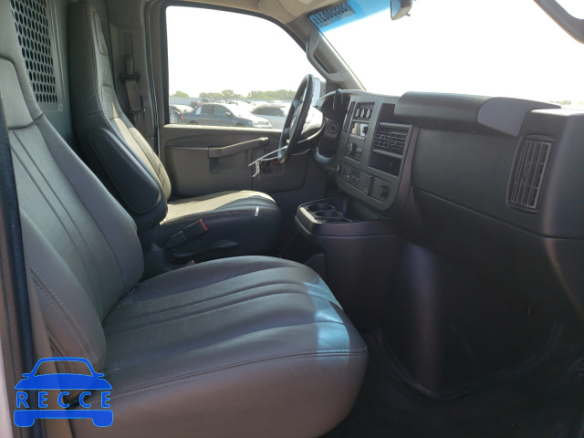 2018 CHEVROLET EXPRESS 1GCWGAFP9J1340582 image 4