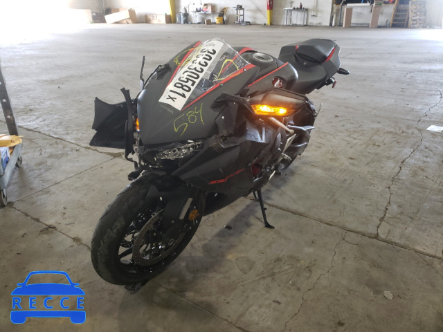 2018 HONDA CBR1000 RR JH2SC7717JK100746 Bild 1