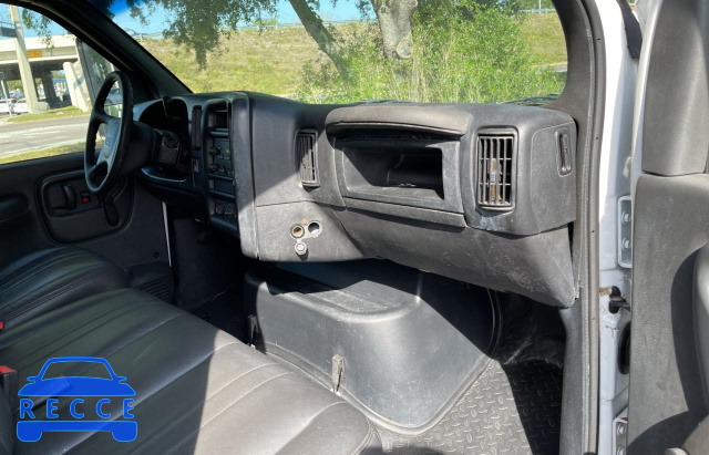 2004 GMC C7500 C7C0 1GDJ7C1C34F901582 image 5