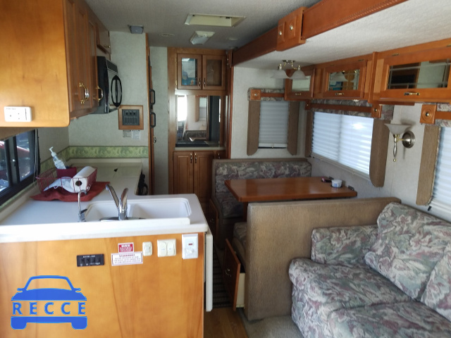 2004 FORD MOTORHOME 5B4MP67G643384041 image 5