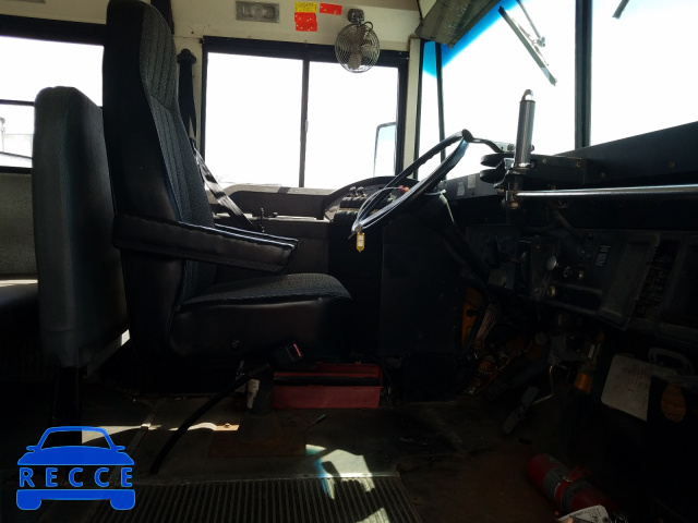 1997 INTERNATIONAL 3000 3800 1HVBBABN6VH489749 image 4