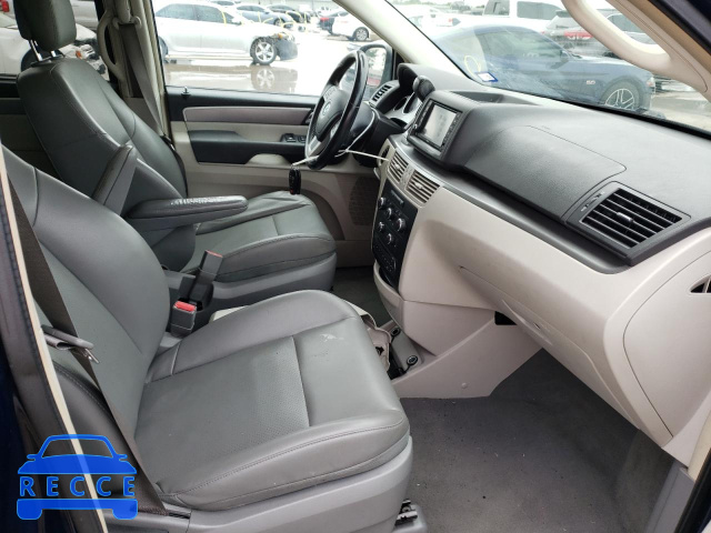 2014 VOLKSWAGEN ROUTAN SE 2C4RVABG5ER135111 зображення 4