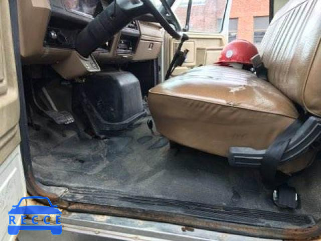 1987 FORD F800 F 1FDXT84A1HVA19660 image 9