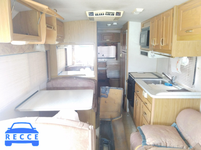 1993 FLEE MOTORHOME 1GBKP37N3P3308834 image 5