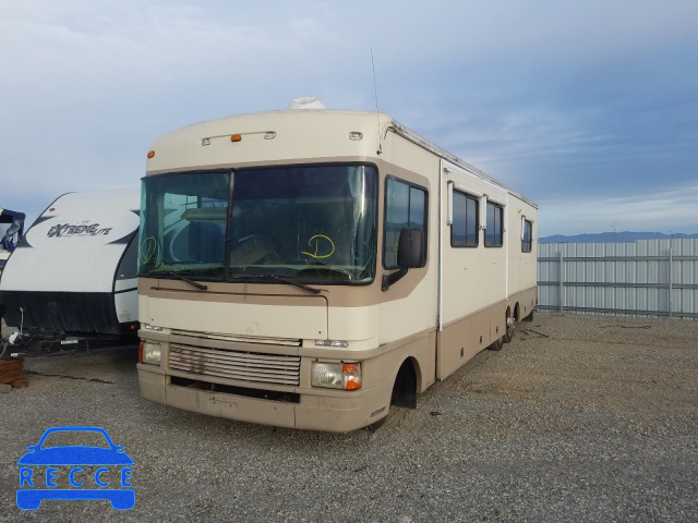 1998 CHEVROLET MOTORHOME 1GBLP37J8W3308702 зображення 1