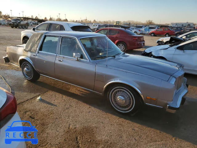 1988 CHRYSLER FIFTH AVEN 1C3BF66P4JW158021 Bild 3