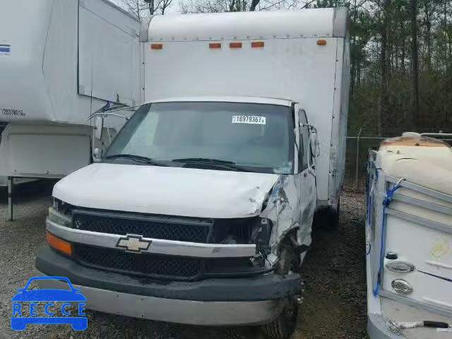 2003 CHEVROLET VAN 1GBJG31U831199286 image 1