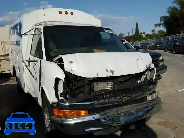 2005 CHEVROLET EXPRESS CU 1GBHG31U651100952 image 0