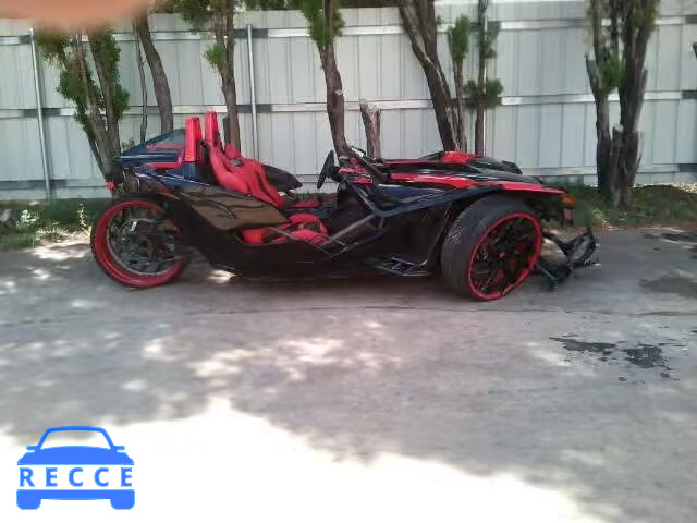 2016 POLARIS SLINGSHOT 57XAASFA5G7116624 image 0