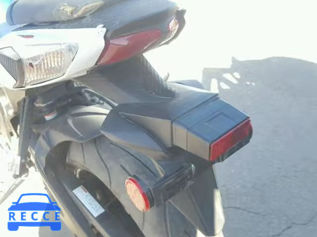 2014 SUZUKI GSX-R750 JS1GR7MA4E2100818 image 8