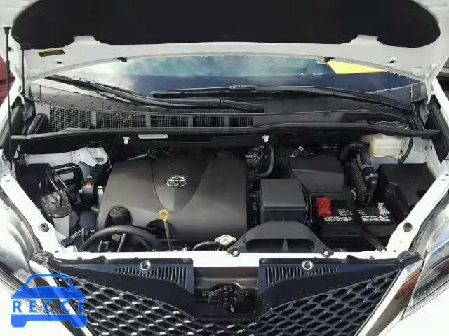 2017 TOYOTA SIENNA SE 5TDXZ3DC9HS805384 image 6