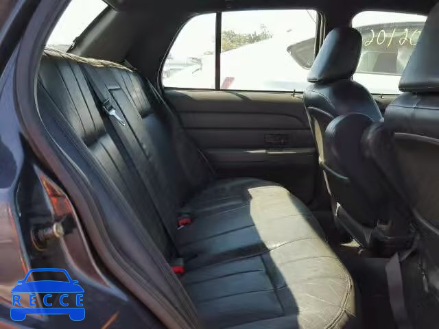 2005 FORD CROWN VICT 2FAFP73W05X121642 image 5