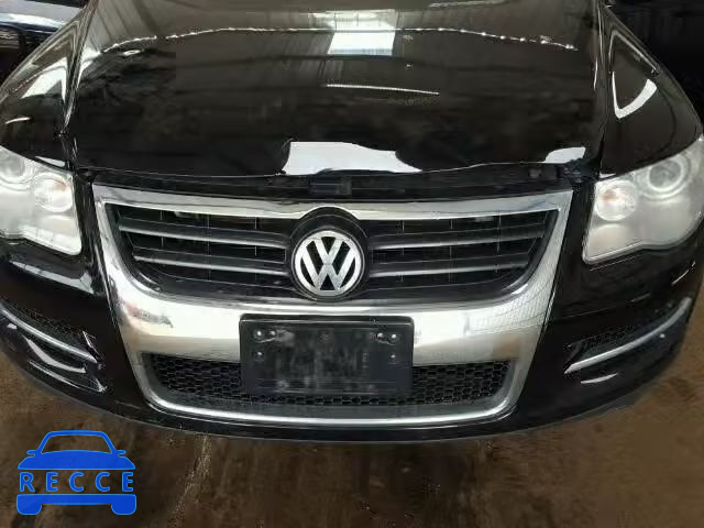 2009 VOLKSWAGEN TOUAREG 2 WVGBE77L29D010436 image 6