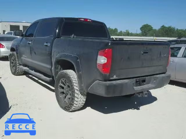 2017 TOYOTA TUNDRA CREWMAX 5TFFW5F17HX214797 зображення 2