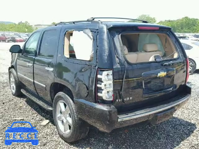 2011 CHEVROLET TAHOE LTZ 1GNSCCE07BR174275 Bild 2