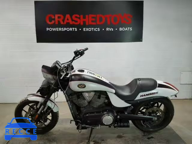2010 VICTORY MOTORCYCLES HAMMER S 5VPHS36L5A3000867 image 2