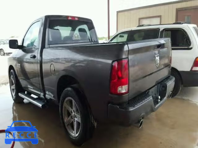 2017 RAM 1500 ST 3C6JR6AT6HG579290 Bild 2