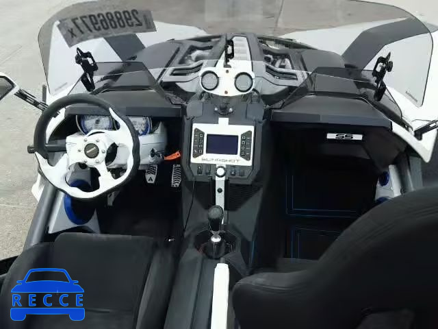 2015 POLARIS SLINGSHOT 57XAAPFA6F5100133 Bild 8