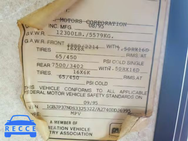 1995 CHEVROLET P30 1GBJP37N0S3325322 image 9