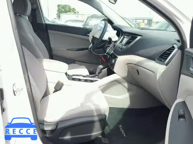 2017 HYUNDAI TUCSON SE KM8J23A49HU277022 image 4