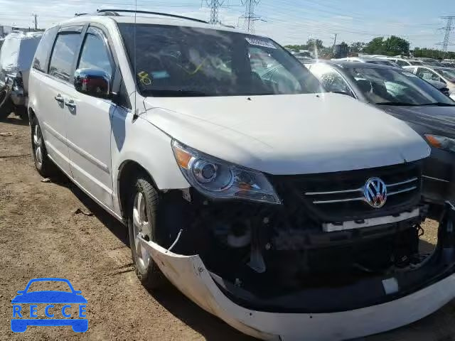 2010 VOLKSWAGEN ROUTAN SEL 2V4RW6DX5AR189273 Bild 0