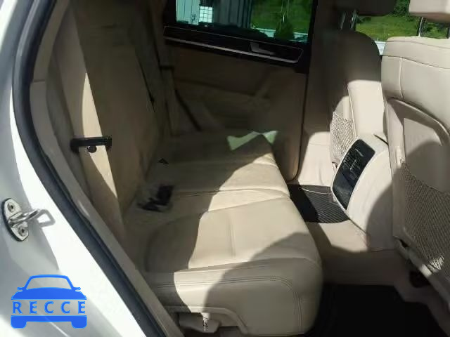 2011 VOLKSWAGEN TOUAREG TD WVGFK9BP8BD007238 image 5