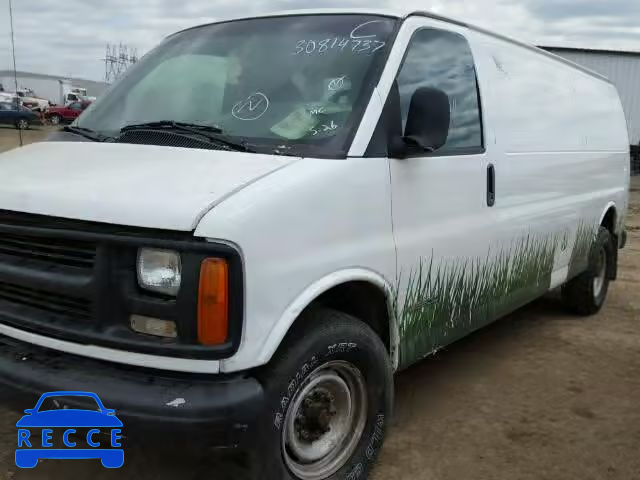 1998 CHEVROLET G3500 1GCHG39RXW1063420 image 1