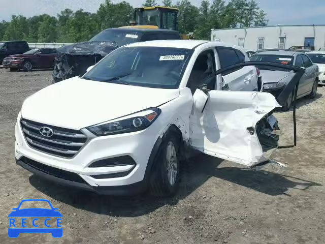 2017 HYUNDAI TUCSON SE KM8J23A40HU337544 image 8