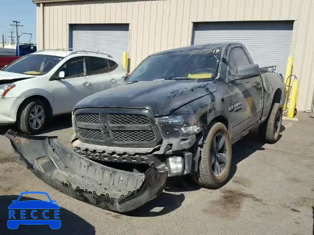 2017 RAM 1500 ST 3C6JR6AT5HG555773 Bild 1