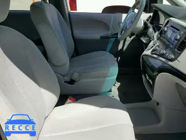 2011 TOYOTA SIENNA 5TDZK3DCXBS052033 image 4