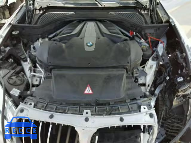 2016 BMW X6 XDRIVE5 5UXKU6C52G0R34001 зображення 6