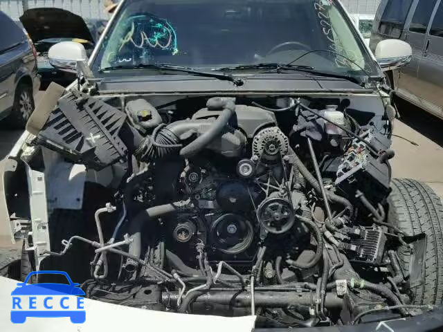 2011 CADILLAC ESCALADE E 1GYS4KEF1BR247106 image 6