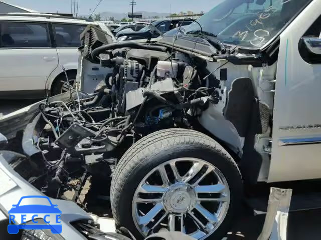 2011 CADILLAC ESCALADE E 1GYS4KEF1BR247106 image 8