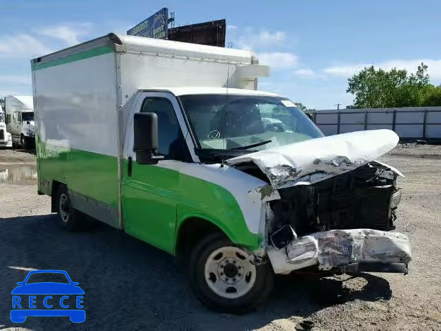 2004 GMC SAVANA G35 1GDGG31V241903736 Bild 0