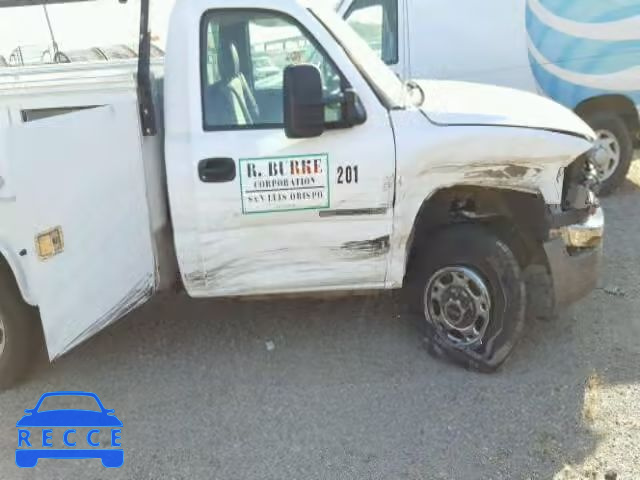 2006 GMC SIERRA C25 1GDHC24U46E161915 image 8