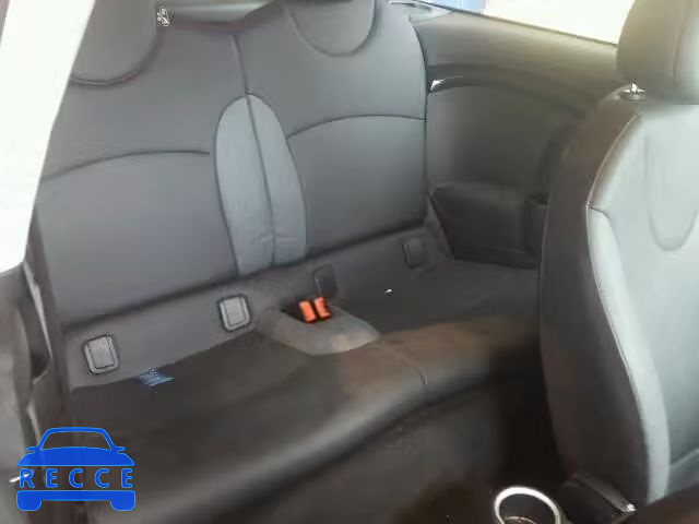 2010 MINI COOPER CLU WMWML3C5XATX37673 image 5