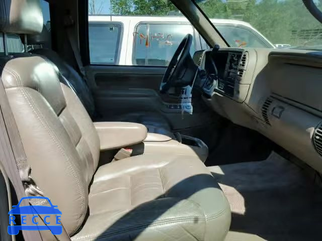 1998 GMC K1500 SUBU 3GKFK16R4WG503605 Bild 4