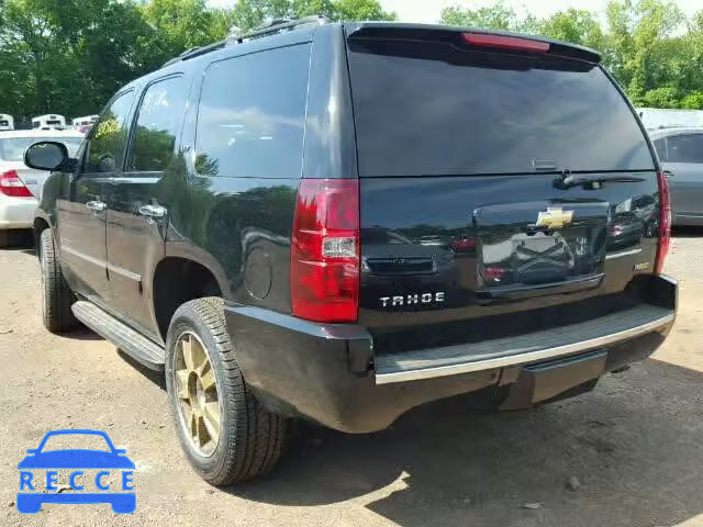 2009 CHEVROLET TAHOE LTZ 1GNFK330X9R101726 image 2