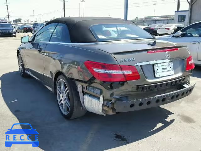 2011 MERCEDES-BENZ E550 WDDKK7CFXBF040782 image 2