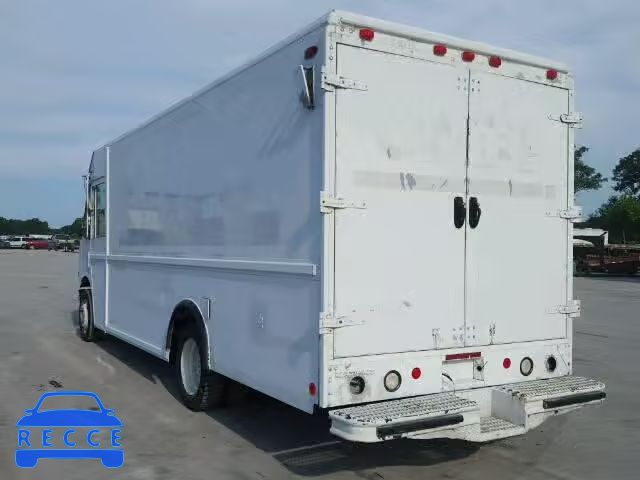 2000 FREIGHTLINER M LINE WAL 4UZA4FA48YCG84821 image 2