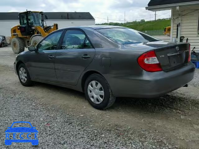 2002 TOYOTA CAMRY JTDBE32K720023711 image 2