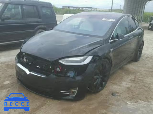 2016 TESLA MODEL X 5YJXCAE45GF014382 Bild 1