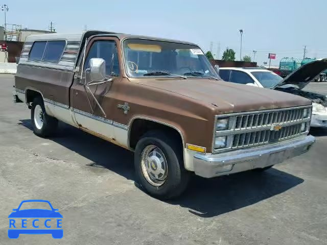 1981 CHEVROLET C20 1GCGC24MXBZ132826 image 0