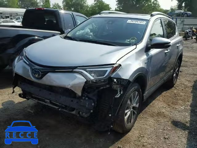 2017 TOYOTA RAV4 HV LE JTMRJREVXHD072616 зображення 1