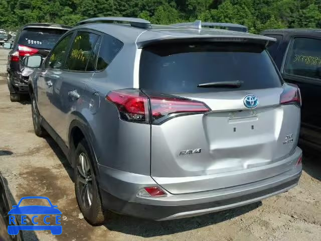 2017 TOYOTA RAV4 HV LE JTMRJREVXHD072616 Bild 2