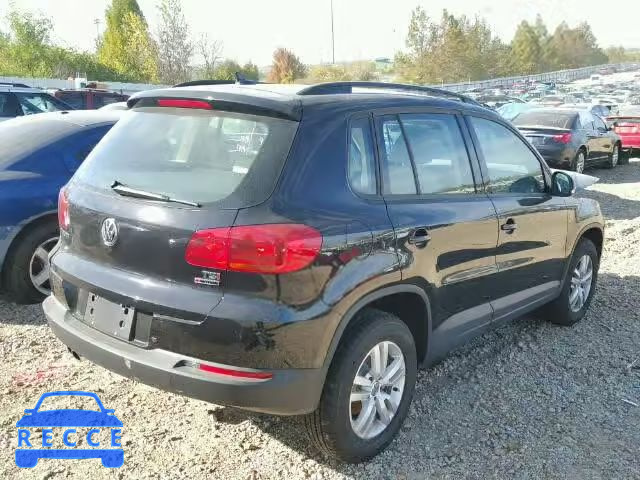 2017 VOLKSWAGEN TIGUAN S WVGBV7AX4HK001582 image 3