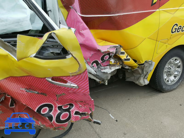 2015 NISSAN NV 2500 1N6BF0LY1FN800453 зображення 9