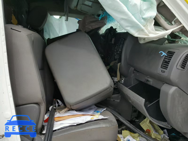 2015 NISSAN NV 2500 1N6BF0LY1FN800453 зображення 4