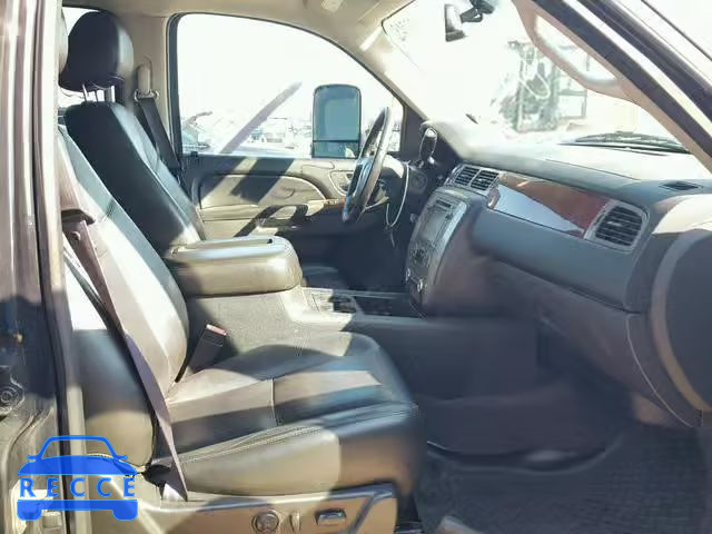 2012 GMC YUKON XL C 1GKW1REG6CR137918 image 4